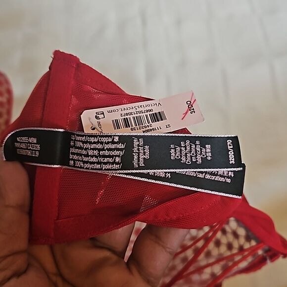Victoria's Secret Lace Underwire Bra With Matching Underwear 32DD/ Small Red - Picture 12 of 16